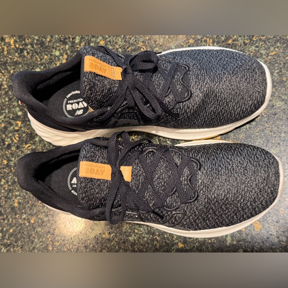 New Balance Fresh Foam ROAV